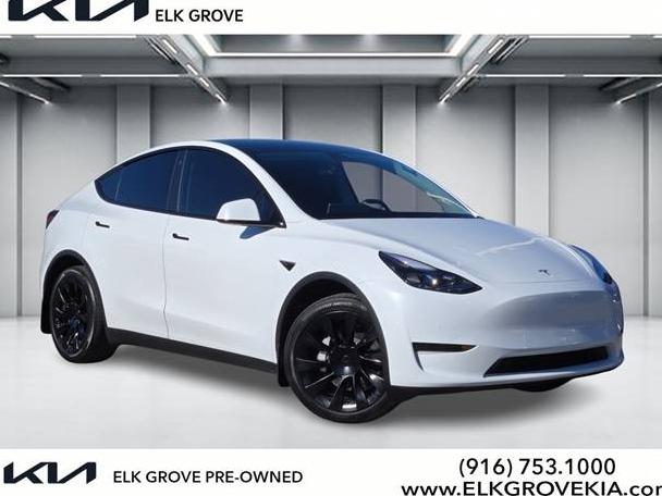 TESLA MODEL Y 2022 7SAYGDEE6NF364445 image